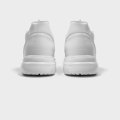 Striks Pulse Sneaker