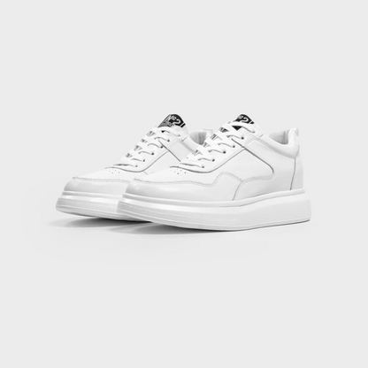 Striks Apex Sneaker