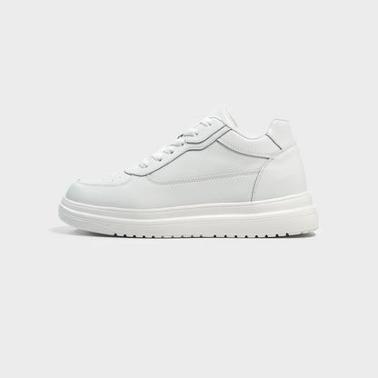 Striks Pulse Sneaker